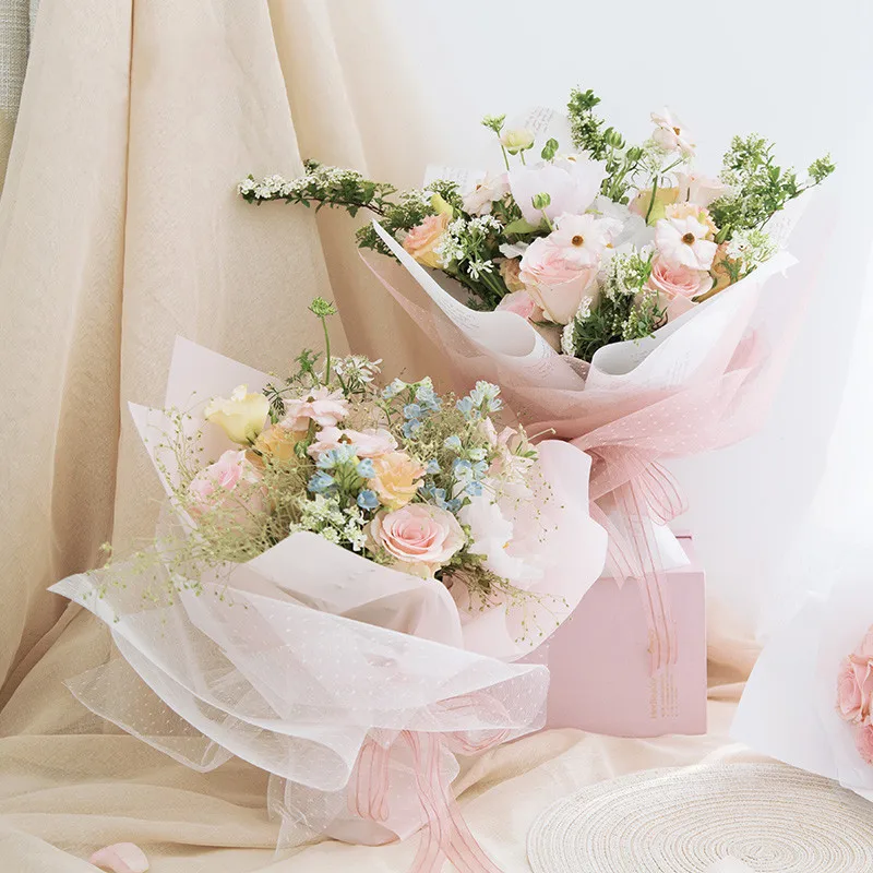 Упаковка букета в горошек материал сетка цветок подарочная упаковка сделай сам