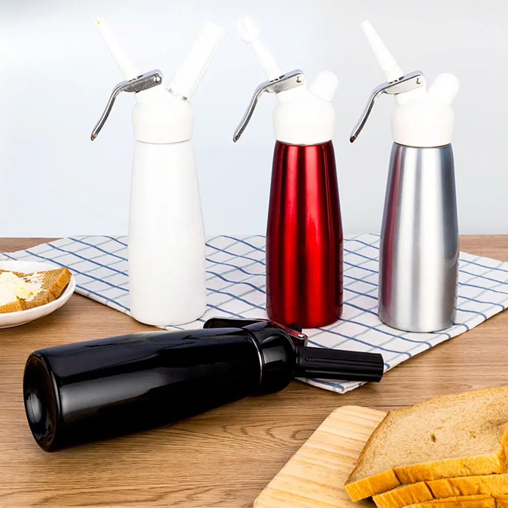 

500ml Cream Aluminium Whipped Cream Dispenser With Decorating Nozzles Professional Cream Whipper Cake Dessert Kitchen Tools