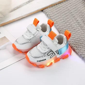 

2020 Autumn New Kids USB Luminous Sneakers Glowing Children Lights Up Shoes With Led Girls Illuminated Krasovki Footwear Boys