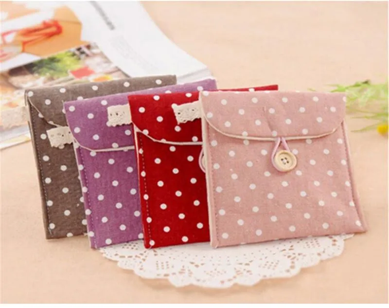 1Pc Small Polka Dot Organizer Storage Female Hygiene Sanitary Napkins Package Cotton Storage Bag Purse Case