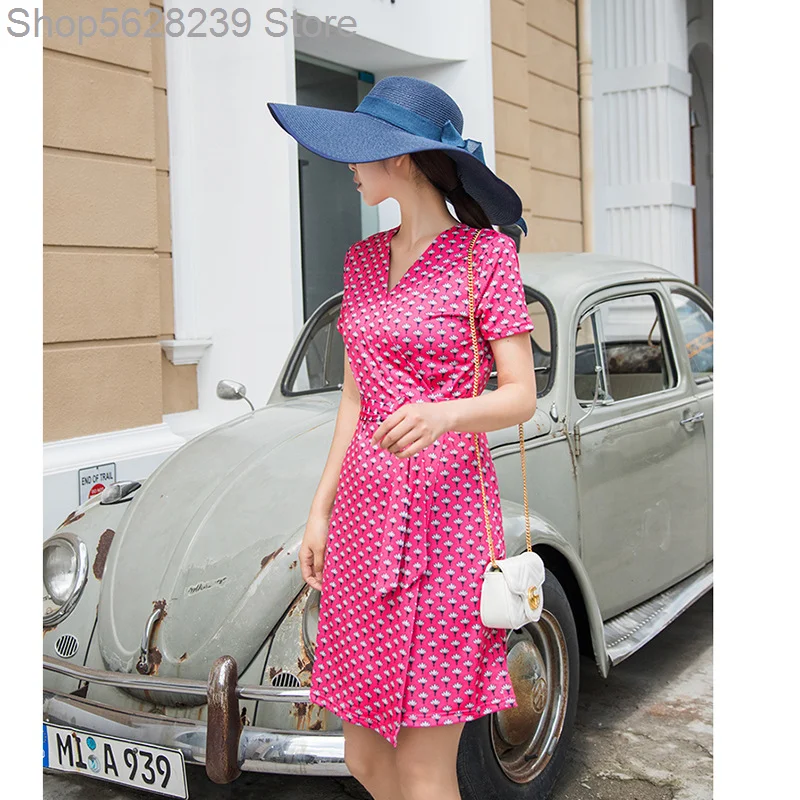 

2020 Knitting Small Daisy Printing Short Wrap Skirt V Collar Lace High Waist Slimming Dress