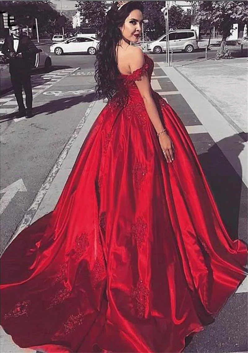 Elegant Long Red Off The Shoulder Prom Dresses 2020 Appliques beaded Ball Gowns Reflective Dress  Robe de Soiree