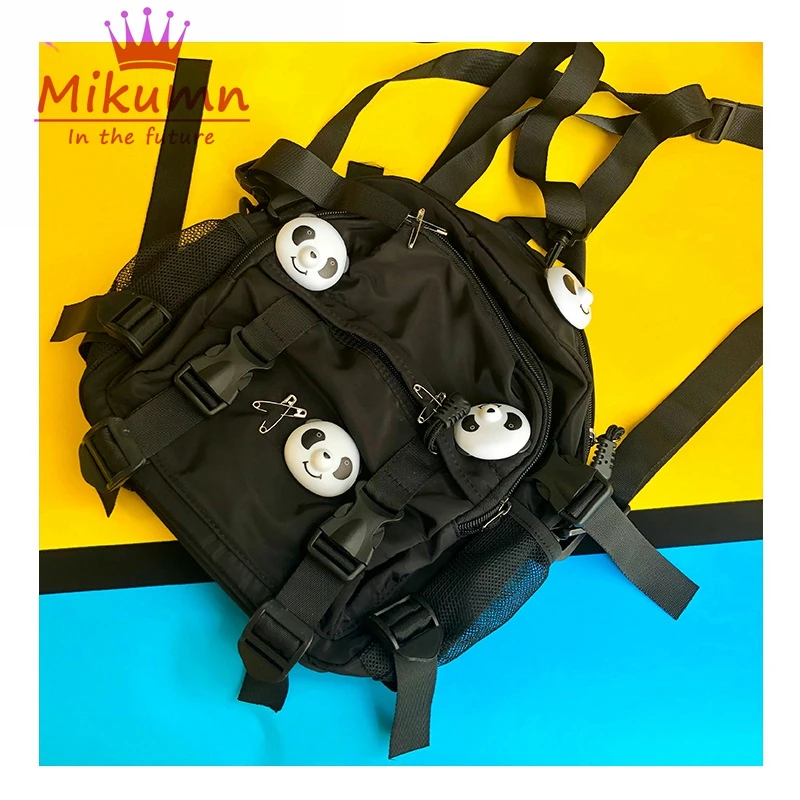 12134731735_1590689584