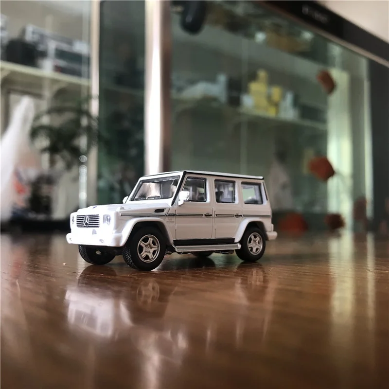 1: 64 Mercedes G 55 Am G большая модель легкосплавного автомобиля длиной около 7 сантиметров