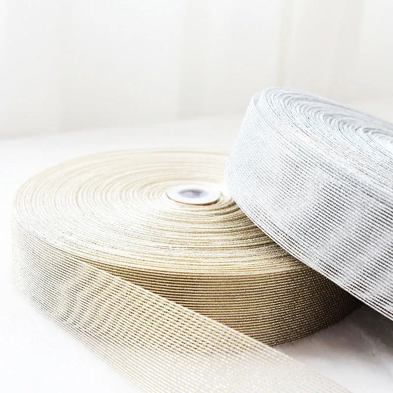 11096881642_965735632