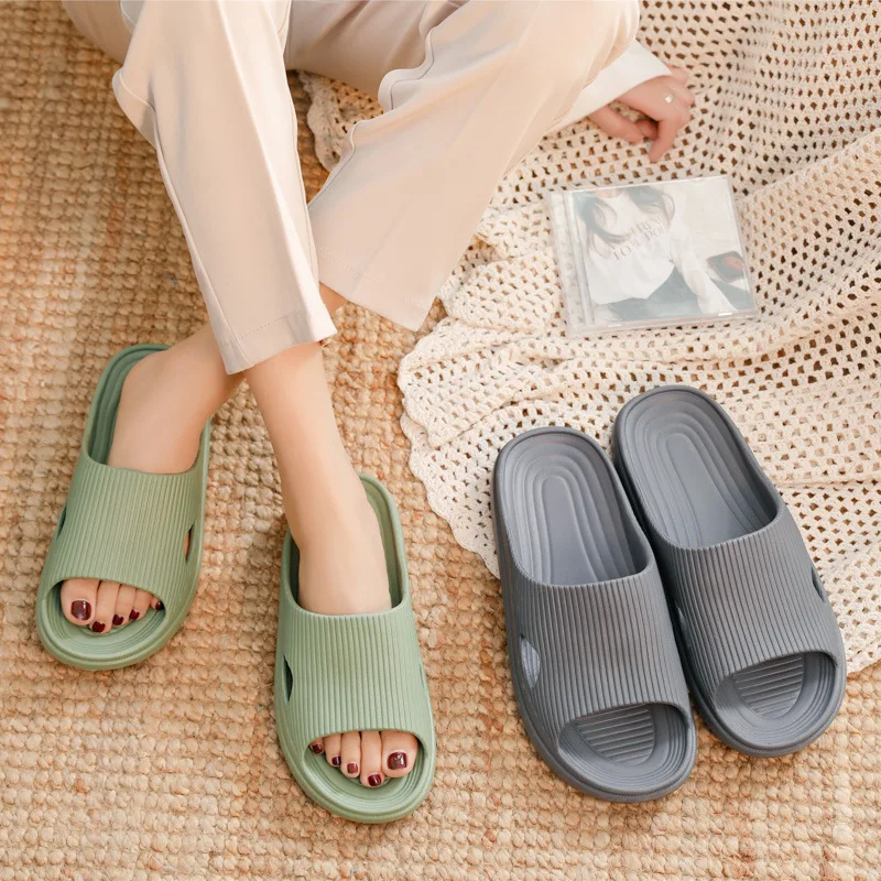 

Slippers Men's Household Bathroom Non-slip Soft Bottom Indoor Bath Home Slippers Men's Mens Shoes Home Slippers for Men
