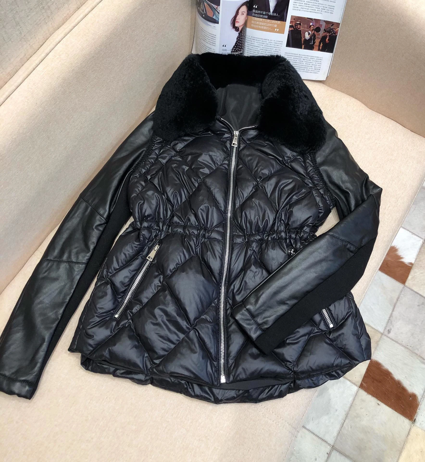 

2019 new ladies high quality fashion long-sleeved lapel fight to receive waist down jacket 1101