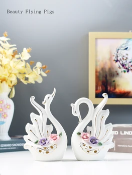 Tanie 2 Sztuk Sprzedaż Bezpośrednia Nowy Kreatywny Ceramiczne Swan Ozdoby Ręcznie Wykonane Domu Salon Szafka Do Wina Dekoracje Wnętrz Prezenty ślubne
