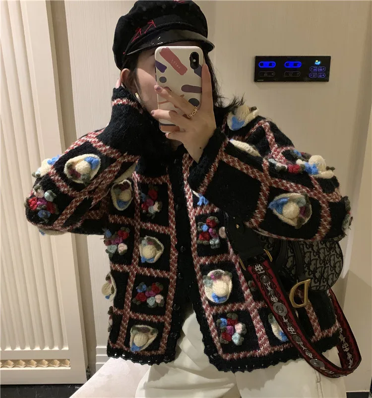 

Handmade Crochet 3D Flowers Cardigan Top Designer Women Autumn Winter Long Sleeve Thick Warm Soft Woolen Knitted Sweater Jumper