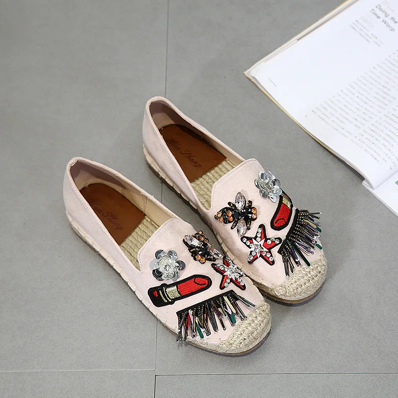 

2018 Autumn han ban kuan Celebrity Style Flat Heel WOMEN'S Shoes Beaded Bracelet Casual Flat Loafers