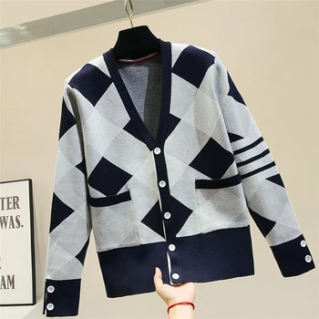 

New Woman Cardigan Autumn Women's Clothing Network Knitted Cardigans Jacket Girls Lady Loose Sweater Top Long Sleeve Knit Coat