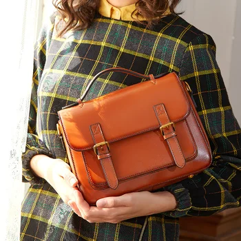 

Hand Painted New Messenger Bag Women Handbag Fashion Retro Genuine Leather Handbag Europe and America Shoulder Messenger Bag