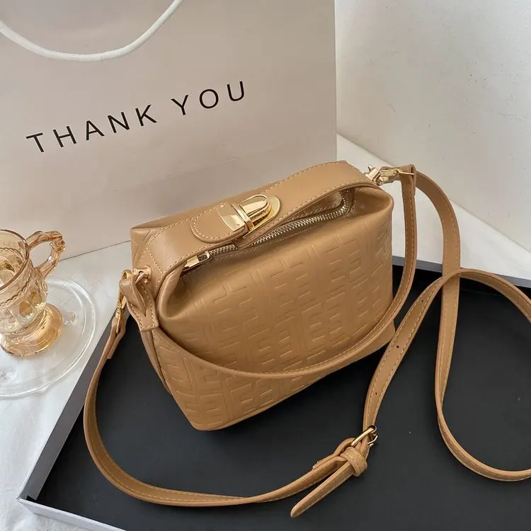 Модные сумки через плечо для женщин 2020 маленькая сумка высокого качества из