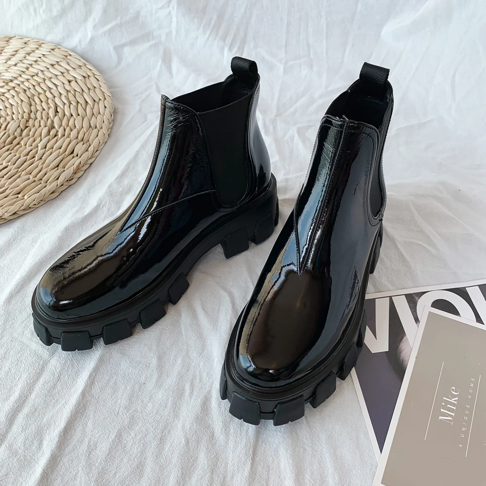 Luxury Design Ankle Boots Women Round Toe Black White Real Leather Thick Bottom Platform Boots Ladies Chelsea Boots