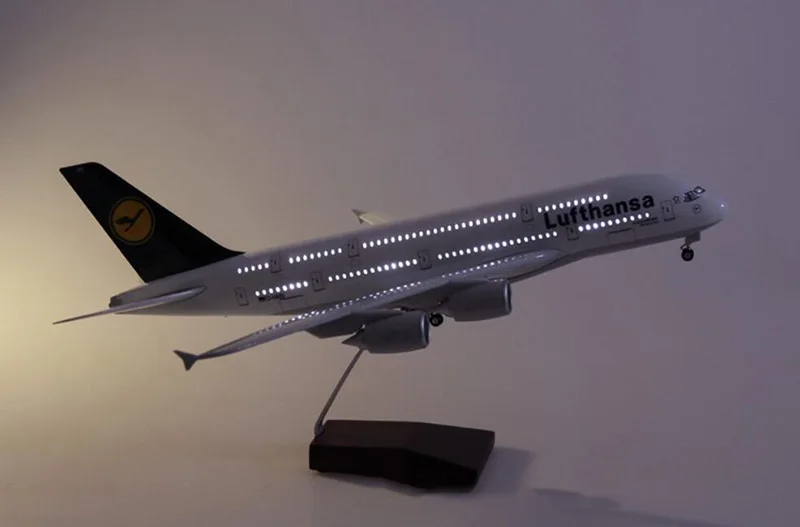 1/160 масштаб 50,5 см самолет Airbus A380 Lufthansa Airways модель W светильник и колесо литье под давлением пластиковая Смола самолет коллекция - Цвет: with light