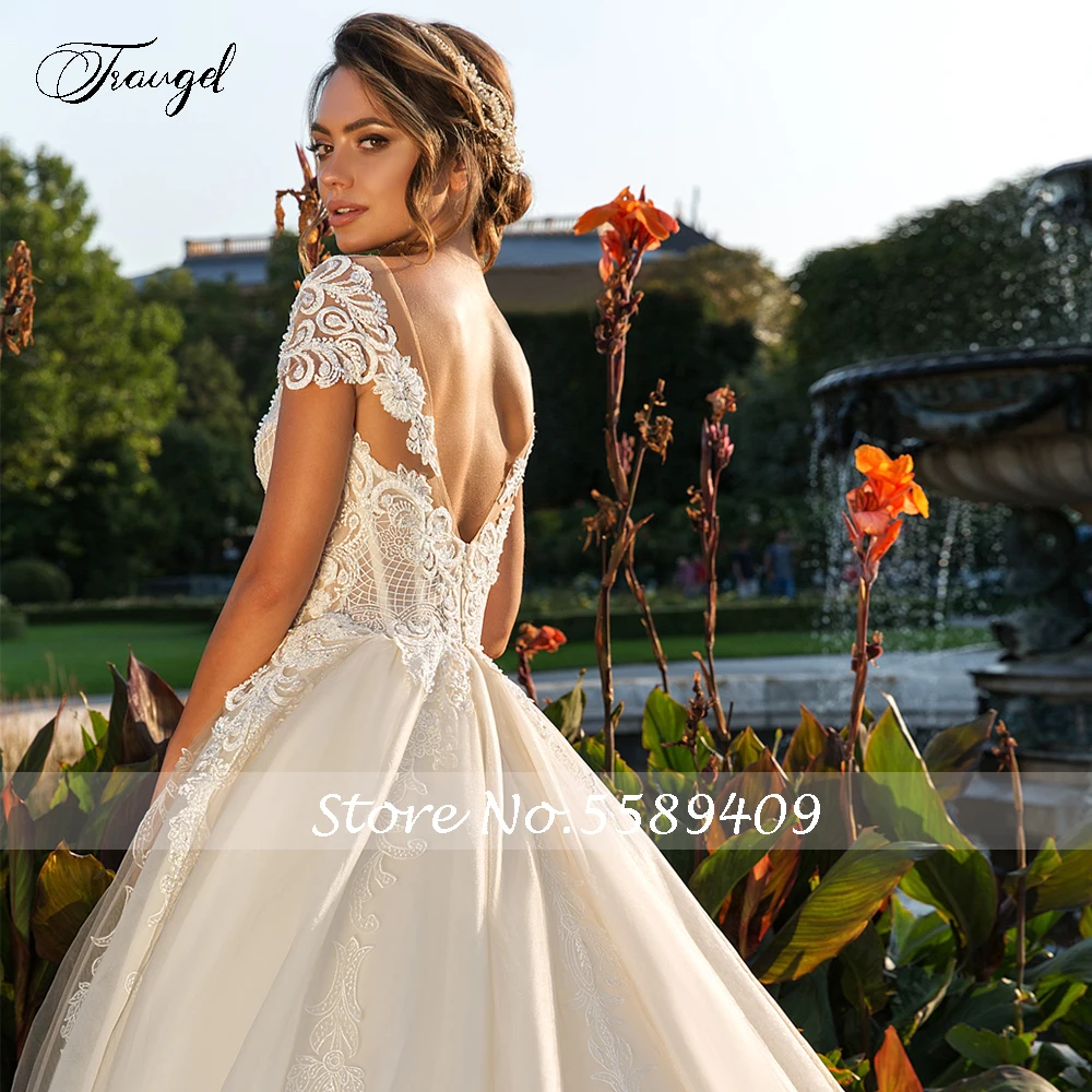 Traugel Scoop A Line Lace Wedding Dresses Chic Applique Short Sleeve Backless Bride Dress Cathedral Train Bridal Gown Plus Size