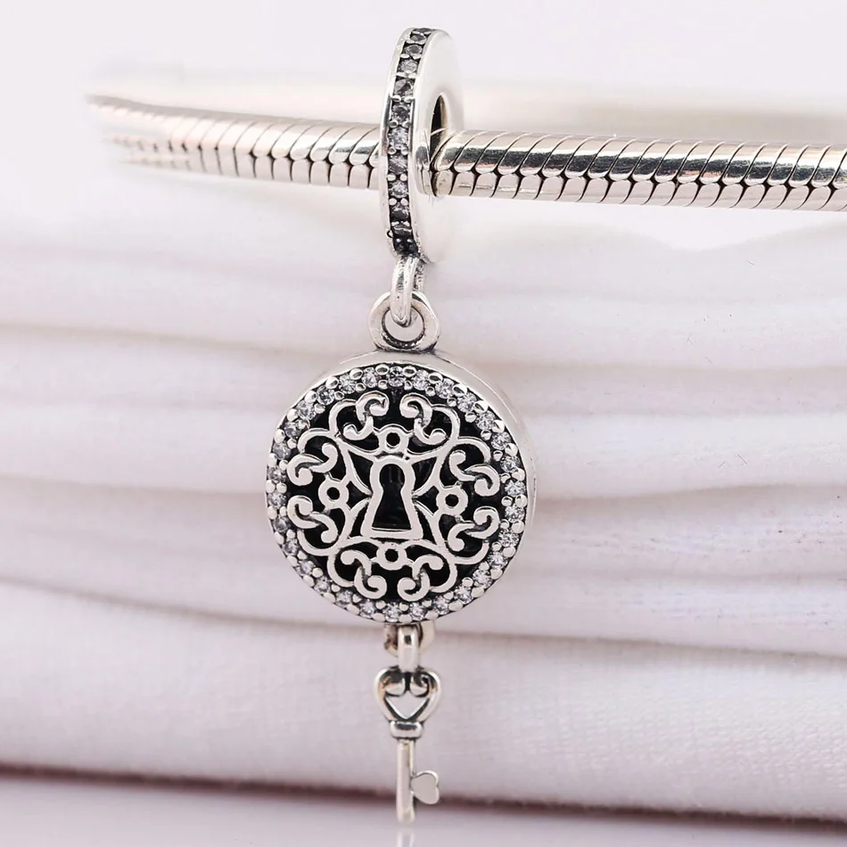 

S925 Sterling Silver Pendant DIY Jewelry Regal Love Key Dangle Charm fit Pandora Bracelet Bangle Openwork Clear CZ
