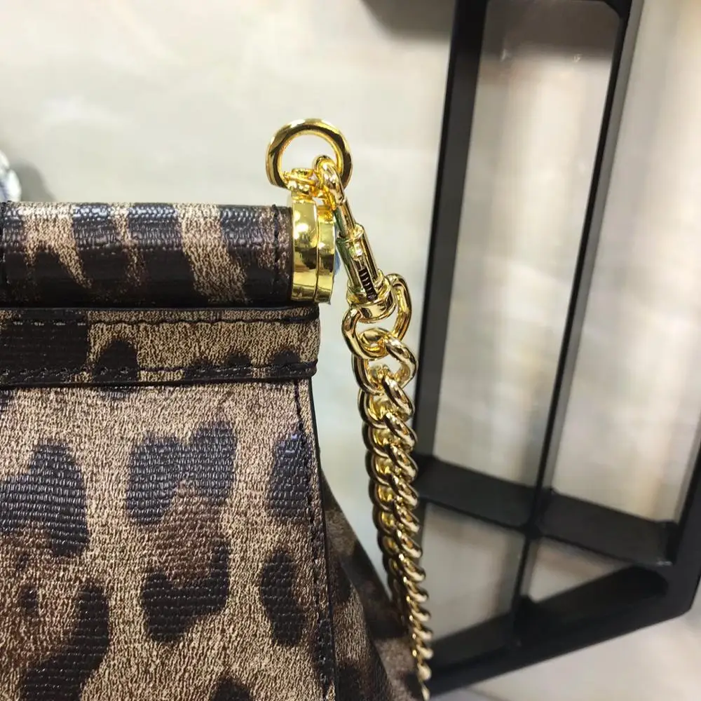 

free shipping 2020 the new style fashion rivet genuine cow leather women handbag one shoulder bag crossbody bag 4 color 25cm