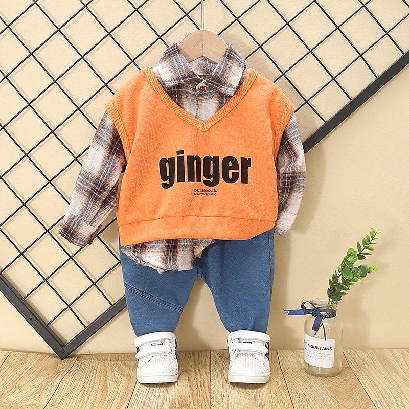 orange no shoes Модный комплект одежды для маленьких мальчиков, жилет с v-образным вырезом с буквенным принтом+ рубашка в клетку+ джинсы, 3 предмета, новая демисезонная верхняя одежда для маленьких мальчиков 1-4 лет - Цвет: orange no shoes