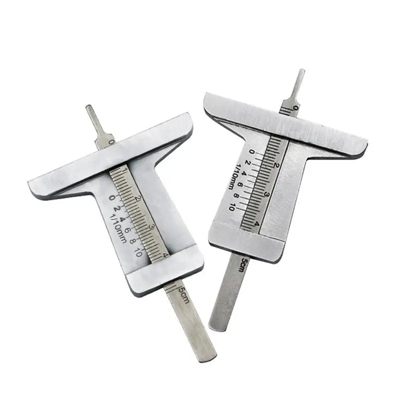 направляющая шина с линейкой. линейка шин. измеритель протектора шин линейка. измерительная линейка для замера глубины протектора шин. измеритель глубины шин.