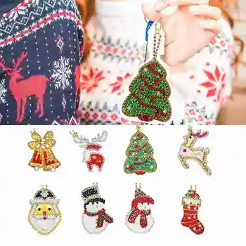 

8Pcs Fashion Christmas Rhinestones Crystal Diamond Painted Keychain Cute Elk Santa Bells Christmas Tree Pendant Key Chian