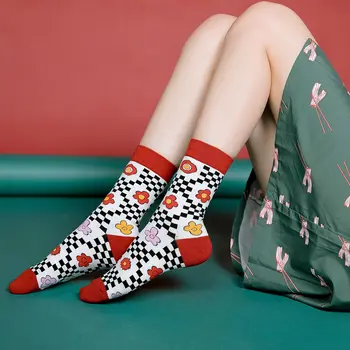 

Creative Graffiti Cute Female Crew Socks Kawaii Cartoon Lovely Cotton Women Skateboard Long Socks Plaid Flowers Girls Hosiery