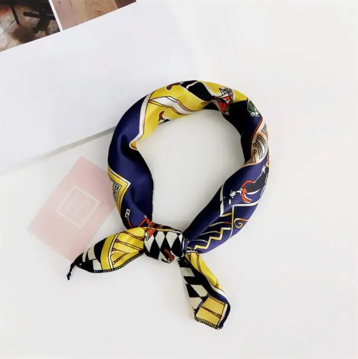 Плиссированный небольшой квадратный шарф, сморщенный Шелковый платок, женский квадратный шарф с принтом, небольшой сморщенный декоративный платок - Цвет: 35