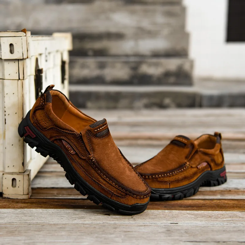 New Style Men Outdoor Large Size Dull Polish Cowhide Hiking Shoes Men Anti-slip Damping Wearable Low Top Hiking Shoes