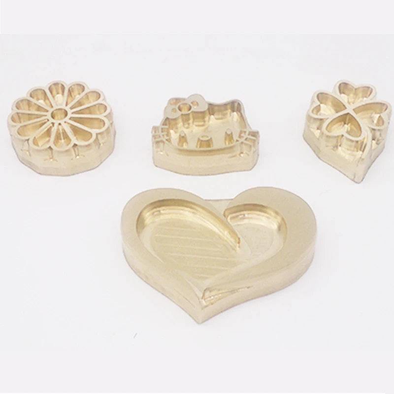 Cake mold