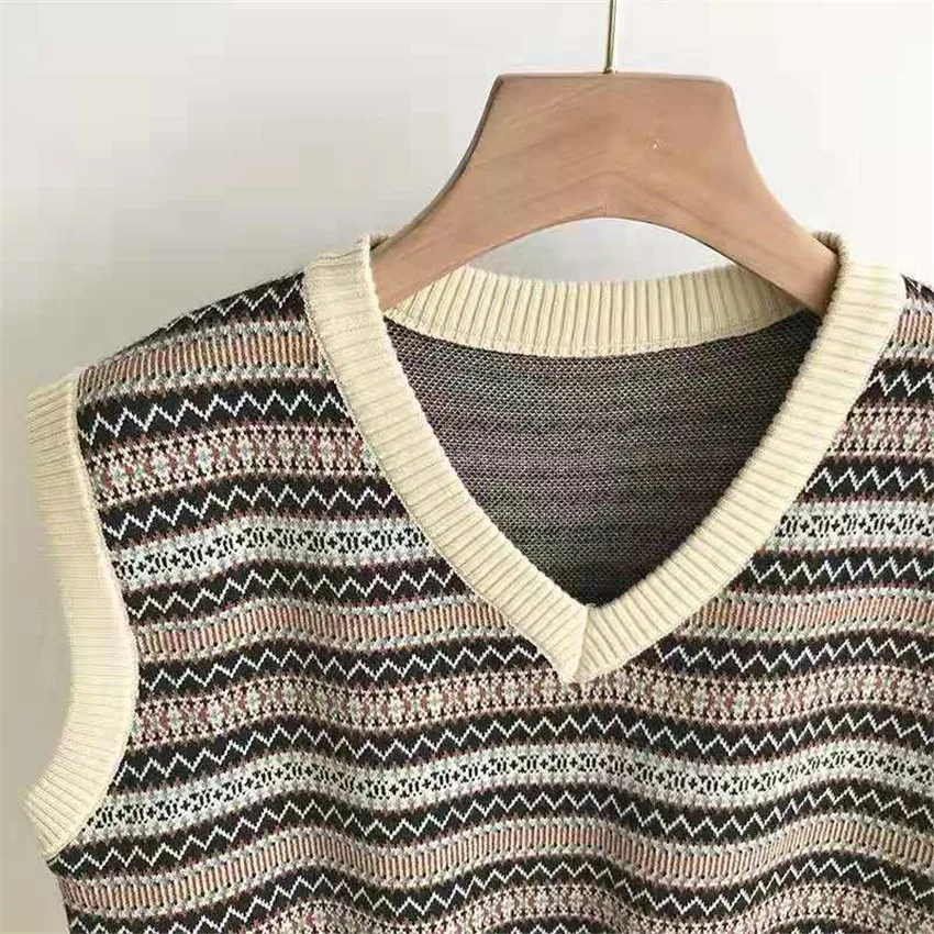 12764682719_1697388707