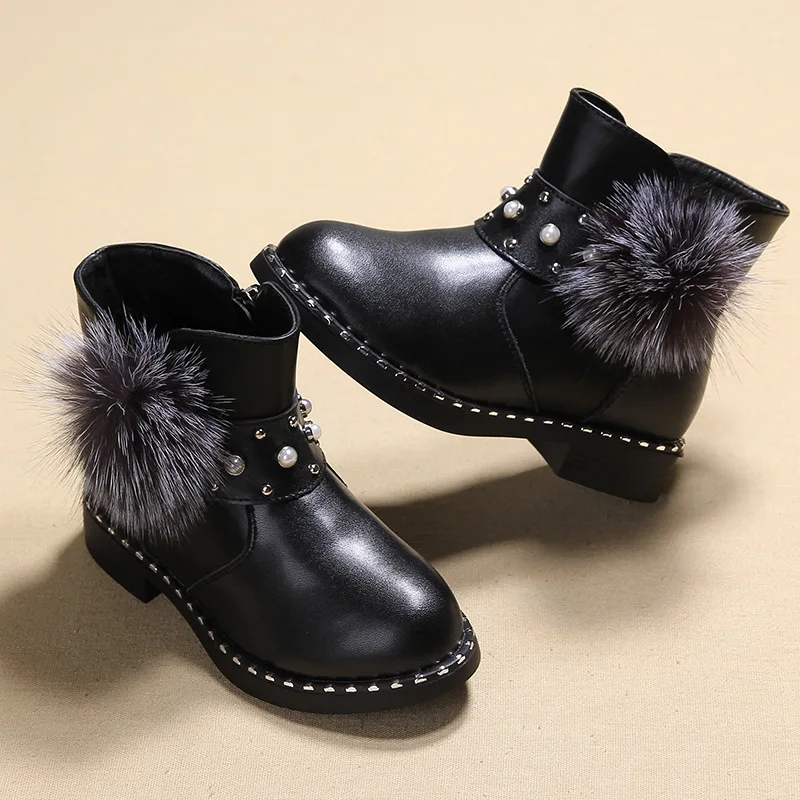 

2019 Winter Children New Style Boots Women's Low-Top Warm Rubber Bottom Short Boots Fashion Furry Ball gong zhu xue