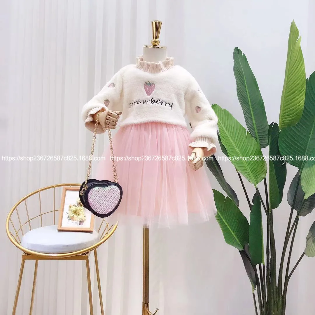 Г. Осень-зима, новое бархатное платье для девочек милый бархатный свитер с имитацией клубники сшитое платье принцессы газовое платье