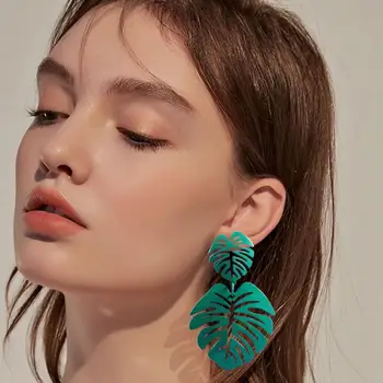 

2020 Style Simple Leaves Earrings Fashion Personality Colorful Turtle Leaves Openwork Earrings For Russia European American