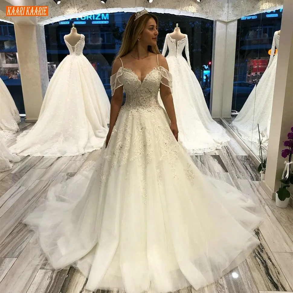 

luscious Boho White Wedding Gowns Spaghetti Straps Appliqued Lace Tulle A Line Bridal Dresses African Custom Made Wedding Dress