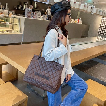 

Grid Large capacity Chain bag Women Fashion trends style Tote bags High quality Lady Stray bag 2020 Luxury Brand Shoulder Bag