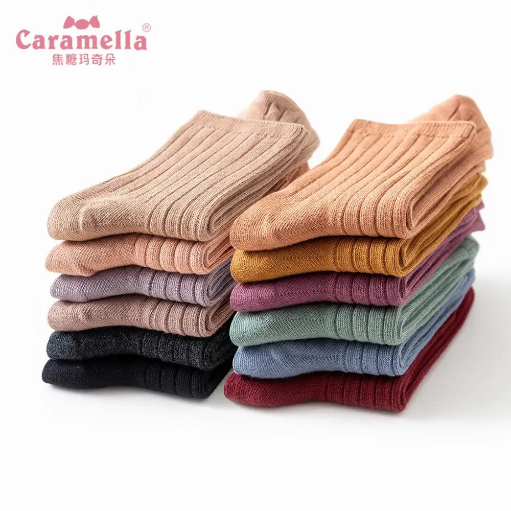 Оригинальные носки Caramella; 12 пар/лот; Модные женские носки; однотонные хлопковые короткие носки; сезон осень-зима; стильные носки для девочек; комплект в коробке