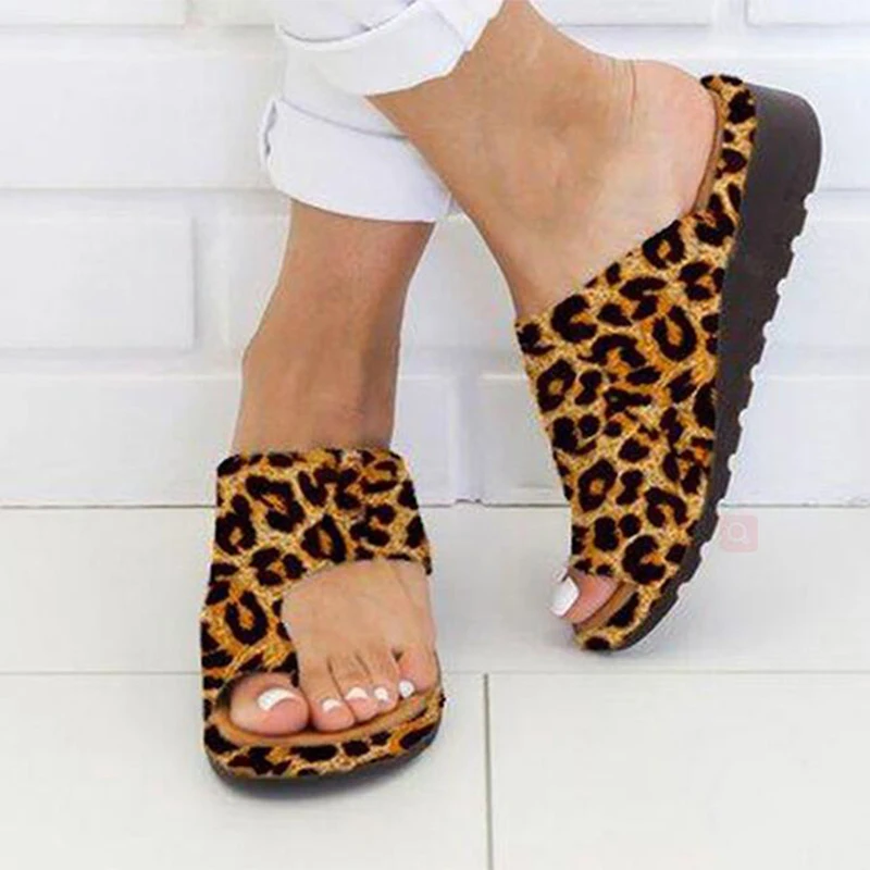 

Leopard single connection Women PU Leather Shoes Comfy Platform Flat Sole Ladies Casual Soft Big Toe Foot Correction Sandal