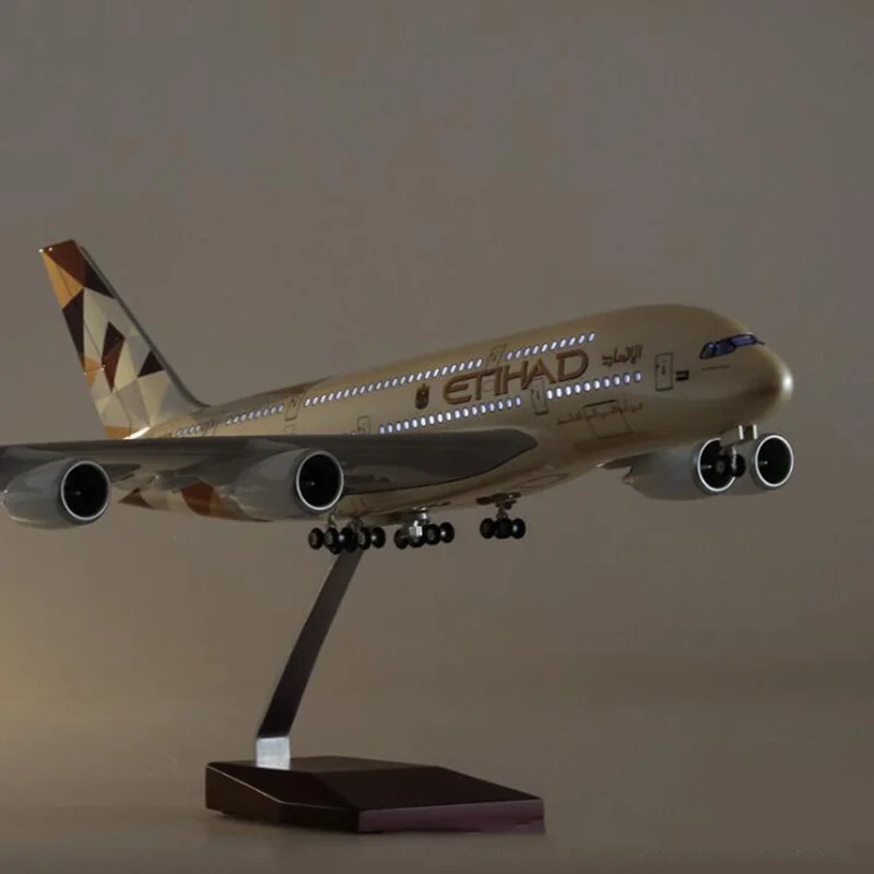 50,5 см 1/160 масштаб авиакомпания Airbus A380 ETIHAD модель самолета W свет и колеса литая пластмассовая Смола самолет для сбора подарков - Цвет: with light