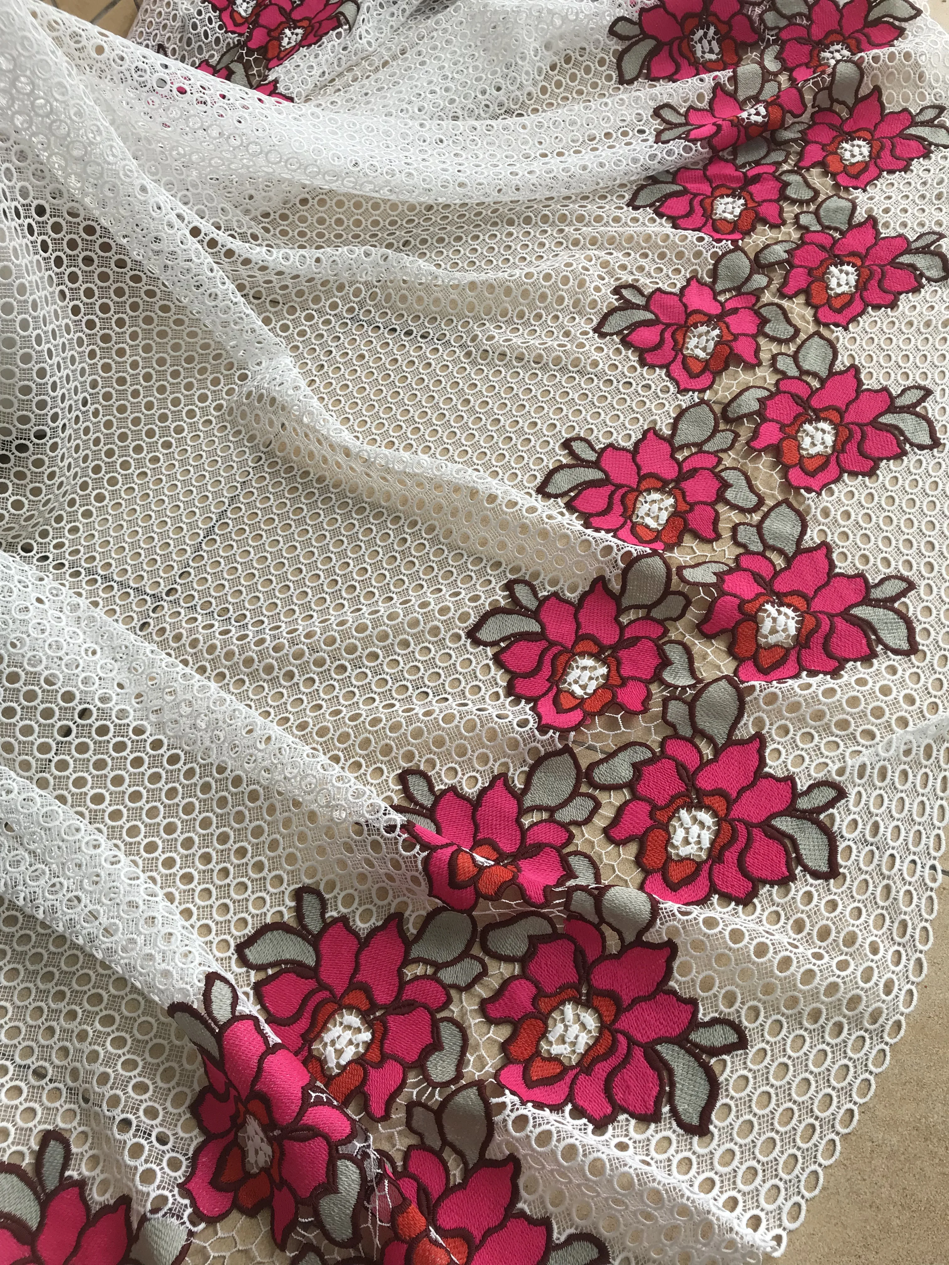 

High-end fashion L-468684 French Lace Fabric High Quality African Tulle Embroidered net Lace Fabric For Wedding