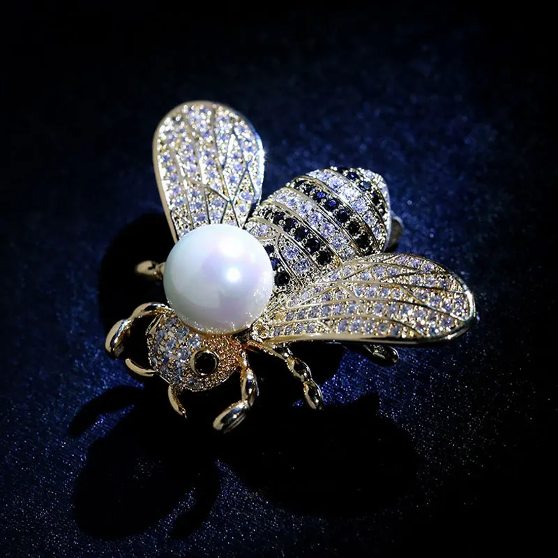 SHANLIHUA Flower Brooch Pins for Womens Ladies Shell Pearl Safety pin Accessories White Gold 