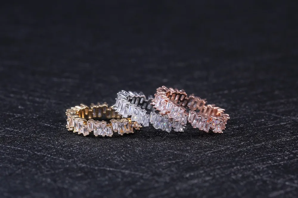 11420361308_834277137