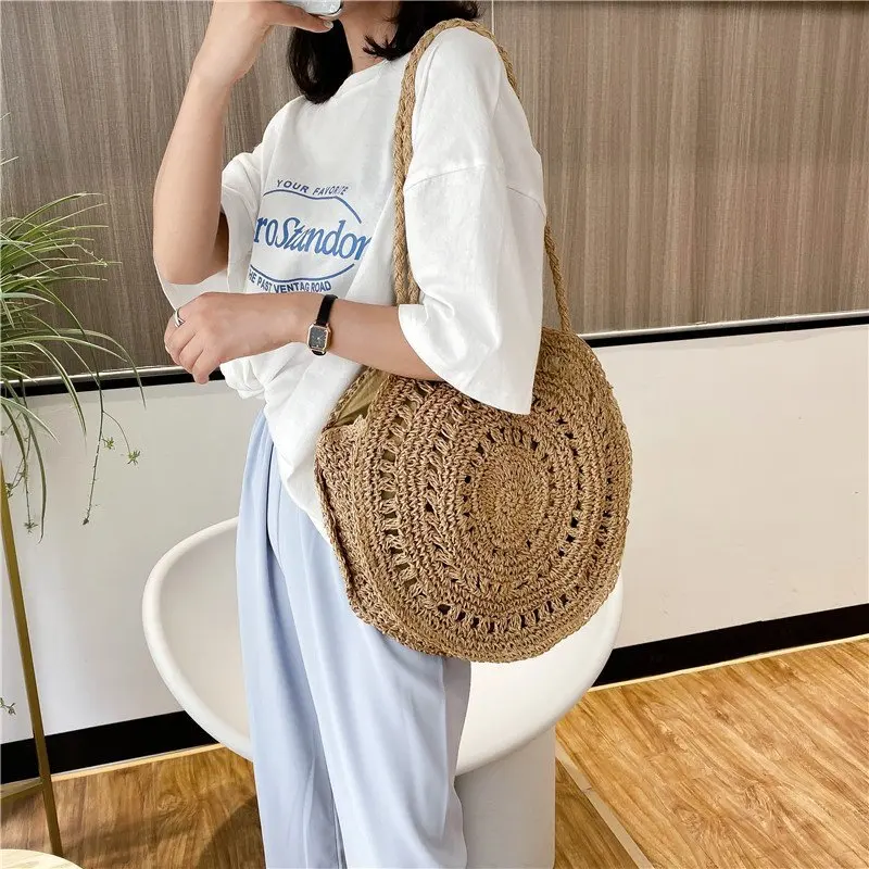 

Straw Bag 2020 Summer new round roomy Beach designer shoulder bag