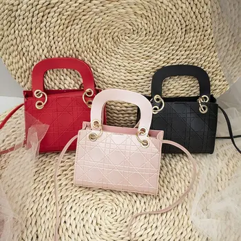 

Elegant Female Pearl Small Tote bag 2020 Summer New Quality PU Leather Women's Designer Handbag Lattice Shoulder Messenger bags