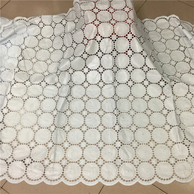 Белая кружевная ткань для мужчин высококачественный Африканский базин 5 ярдов |