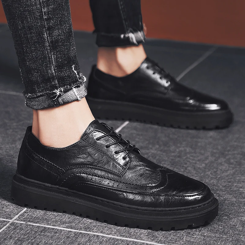 Men Casual Shoes outdoor Men Genuine Leather Loafers Shoes Fashion Handmade Soft Breathable Moccasins brogue Flats Slip On Shoes