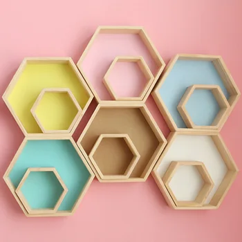 

2pcs Nordic Hexagon Shelf Wooden Wall Hanging Rack Honeycomb Hexagon Shelves for Baby Child Bedroom Decoration