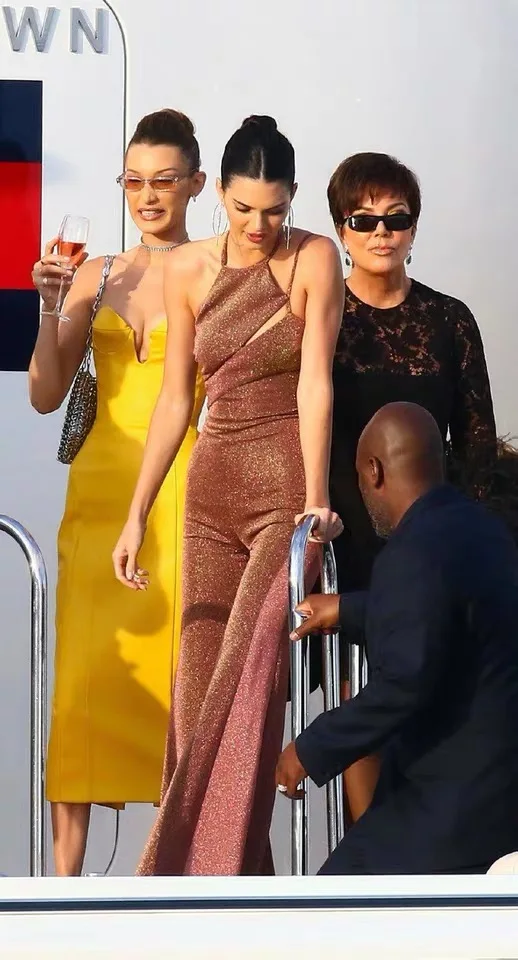 new autumn celebrity party fashion hanging neck one shoulder sleeveless halter hollow waist slim wide leg jumpsuit sexy fa