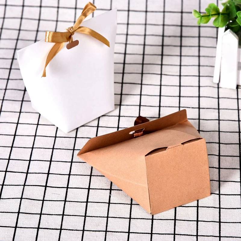 50Pcs Blank Kraft Paper Bag Candy Bag Wedding Favors Gift Box Package Birthday Party Decoration Bags with Ribbon Brown