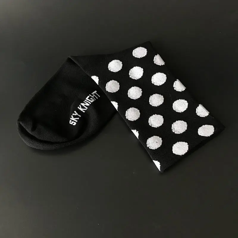 High Quality Professional Brand Sport Socks Breathable Road Bicycle Sock For Men And Women Outdoor Sports Wave Riding Socks