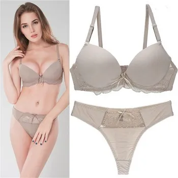 

New Top ! Sexy Women‘s Thong Push Up Bra Set Deep V Plus Size Underwear Lingerie Set 2020 Solid Sexy Lace Bra and Panties Set